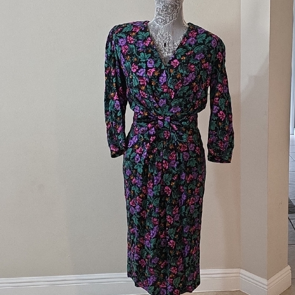 Chic Long Sleeve Floral Dress